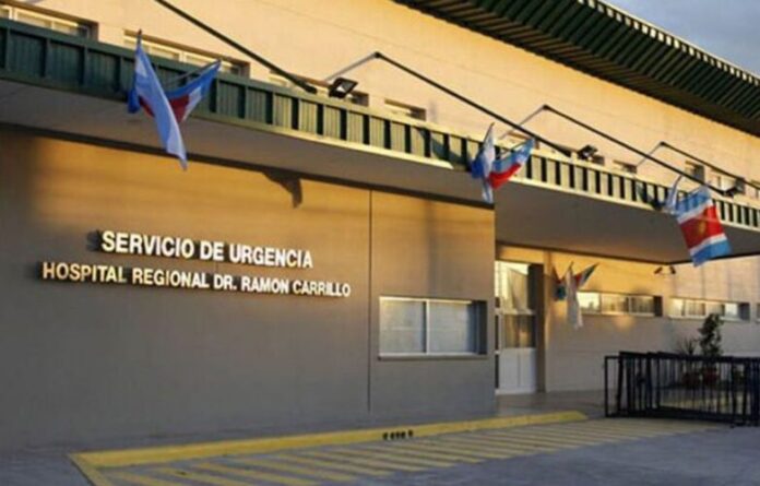 instalan-un-colon-gigante-en-el-hospital-regional-782x500